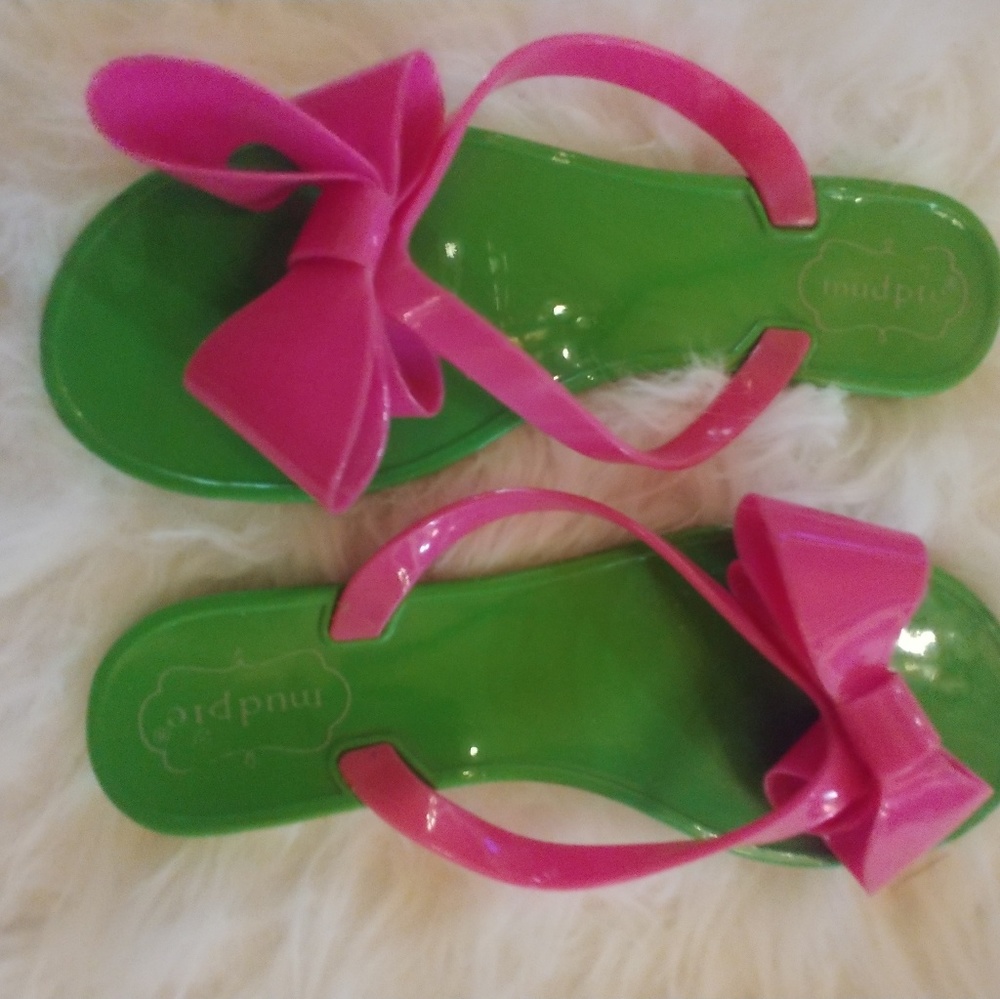 Girls mudpie flip flops